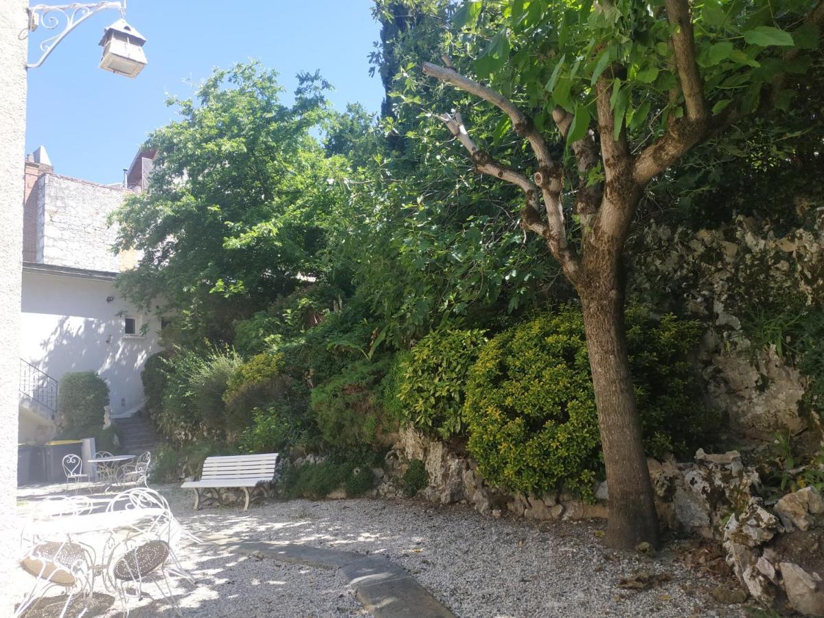 Apartment Joli Calme Parking Proche Thermes Et Centre Aix-les-Bains
